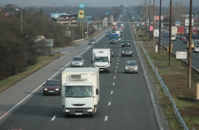 Очаква се интензивен трафик по аутобаните и Е-79, карайте внимателно