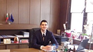 Десетокласник от Велико Търново стана губернатор на Ловеч за един