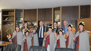 Коледари поздравиха кмета на Община Видин