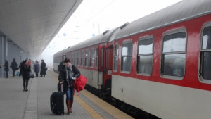 13 500 допълнителни места във влаковете за Коледните празници