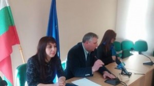 По стабилна и хубава 2017 г пожелава областният управител