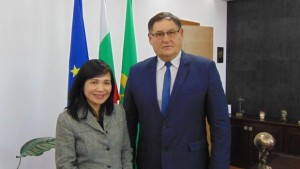 Канят виетнамски инвеститори в Индустриалния парк