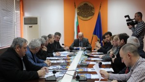 Не купувайте домашни яйца и пилешко месо от пазари има