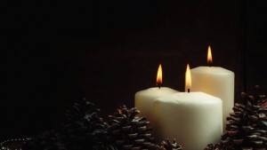 Трикове Как коледната свещ да гори подълго и подобре