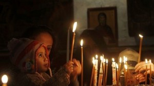 Честито Рождество Христово 15 619 именници вдигат тост