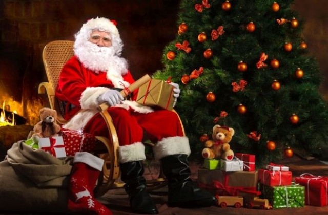 За 5 часа Дядо Коледа е раздал 1,57 милиарда подаръка, съобщи НОРАД