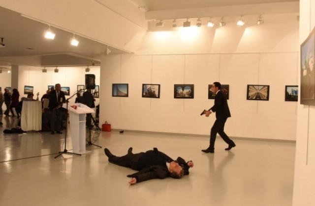 Сестрата на полицая, убил руския посланик в Анкара: Промиха му мозъка