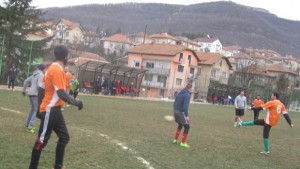 Седем отбора се биха мъжки в турнир по футбол