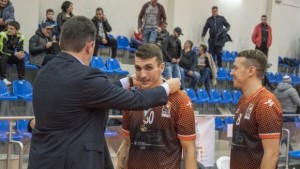 Отбор Комиците грабна купата на коледен турнир по футбол в