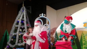 Коледното представление на кукления театър