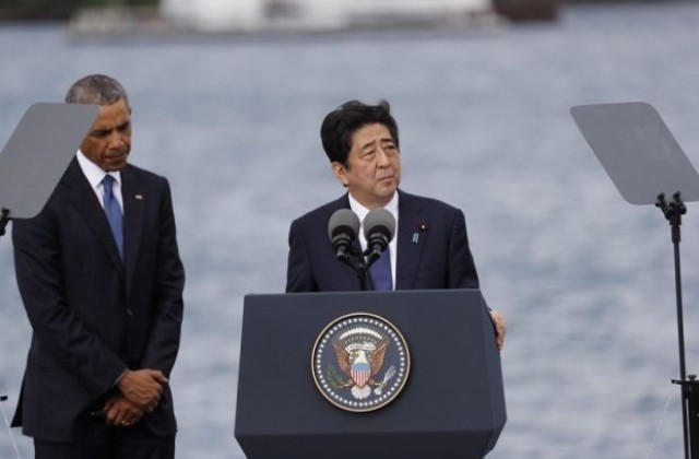 Японският премиер изказа съболезнования за жертвите от Пърл Харбър (СНИМКИ/ВИДЕО)