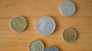 Как се крадат 151 лева на монети