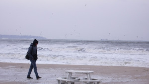 Обявиха жълт код и за петък ще вали сняг