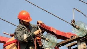 ЧЕЗ ще отчита електромерите и през първия почивен ден в