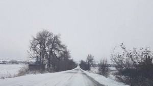 В Хасковско отново вали сняг Не пътувайте ако не е