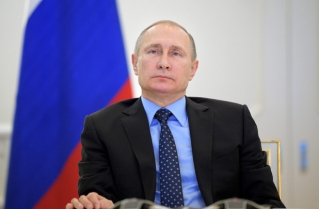 Путин: 2016 година беше трудна, но обещаваща