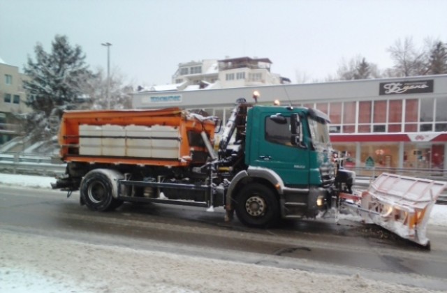 Пътищата са проходими при зимни условия