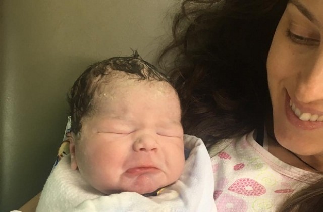 Юнак с внушително тегло от 4,125 кг се роди в Пазарджик