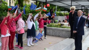 Таксите за детска градина в Хасково падат наполовина