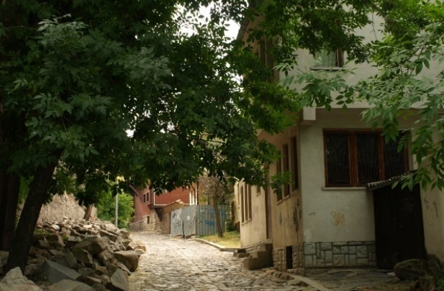 Умна бариера пропуска колите в Стария град в Пловдив