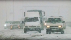 Съвети за безопасно пътуване при усложнена зимна обстановка