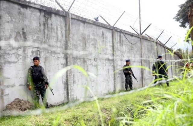 Над 150 ислямисти избягаха от филипински затвор (СНИМКИ)