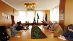 Общината с призив към гражданите почистете тротоарите пред имотите си