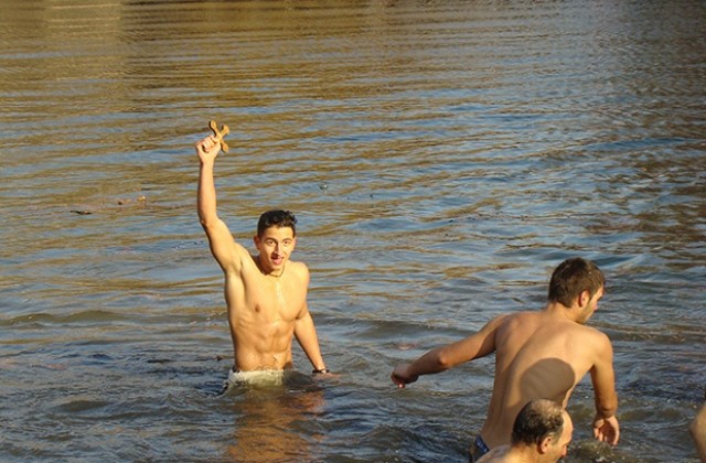 Традиции и поверия за Йордановден