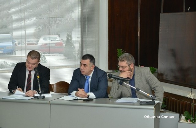 Проектобюджетът е поредната стъпка към финансова стабилност на община Сливен, заяви кметът