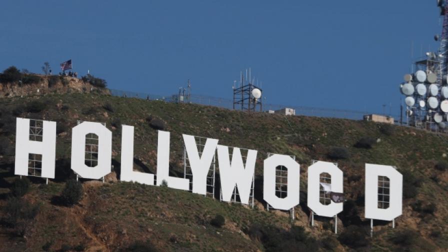 Захари сменил надписа "Холивуд", за да се говори за канабиса