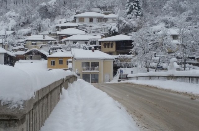 Чистиха второстепенните пътища във В.Търново