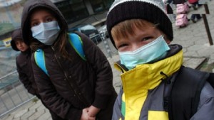 Удължават ваканцията на учениците до сряда