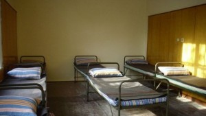 Десетки бездомници настанени в приюта във Варна