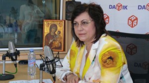 Корнелия Нинова води ръководството на БСП на заседание в Кюстендил