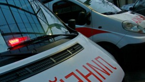 Заради снега жена роди в линейка друга в дома си