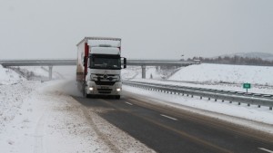 ТИР блокира пътя ХасковоДимитровград