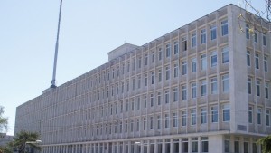 НАП Варна дари антики на музея в Силистра