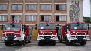 Пожарникари превозват болни комин запали апартамент в Нови пазар