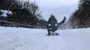 Забавната страна на зимата ВИДЕО