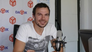 Ивайло Захариев благотворително на кюстендилска сцена