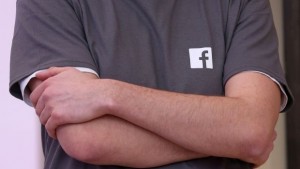 Facebook разработва технология за четене на мисли