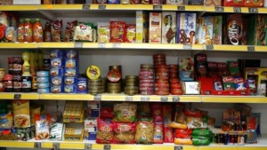 Постоянен арест за наркоман крал шоколадови бонбони