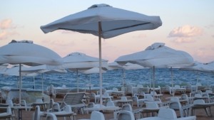 Шест морски плажа се сдобиха с концесионери плащаме между 72