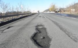  <p>Превозвачи и работодатели желаят отсрочване на тол таксите</p&gt </div>

</article>
<style>
.youtube{
  width:100%;height:500px;
}
@media only screen and (max-width: 600px) {
.youtube {
    height:250px;
  }
}
</style>
<div style=