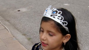 Деца сурвакаха кметове за Ромската Нова Година Банго Васил