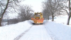 Изтеглиха пет турски тира по пътя Добрич Албена