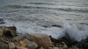 Морето изхвърли труп на удавник край Тюленово