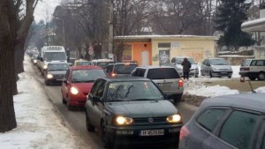 Задръствания в първия учебен ден