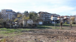 Общината продължава с премахването на опасни сгради