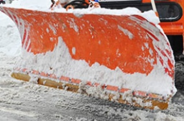 Остава ограничението за тежкотоварни автомобили в Разградско, пътищата са проходими